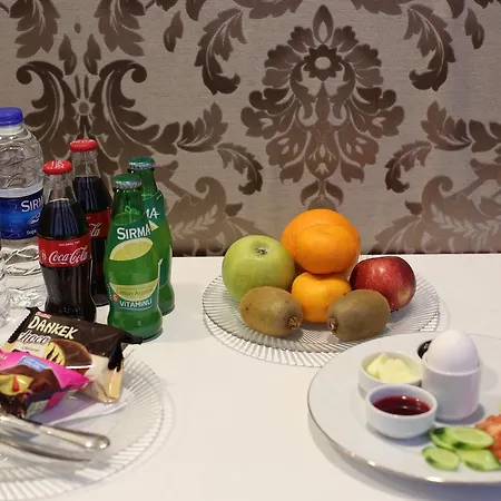Broonklyn Hotel 2*